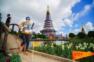 BIB: 2004
                            <button type="button" onclick="openModal(19227580)" class="btn btn-primary btn-sm float-right btn-popup" data-toggle="modal" data-target=".modal-high-quality">
                        <i class="fas fa-shopping-cart"></i> Add to Cart
                    </button>
                                            <button type="button" onclick="isThisMe(19227580, true)" class="btn btn-success btn-sm float-right btn-popup btn-isme hidden" data-toggle="tooltip" data-placement="bottom" title="นี่คือรูปของคุณใช่ไหม คลิกที่นี่เพื่อเอาเข้าอัลบั้ม">
                        <i class="fas fa-plus"></i> Add to album
                    </button>
                    <button type="button" onclick="isThisMe(19227580, false)" class="btn btn-warning btn-sm float-right btn-popup btn-isnotme hidden">
                        <i class="fas fa-ban"></i> Remove from album
                    </button>